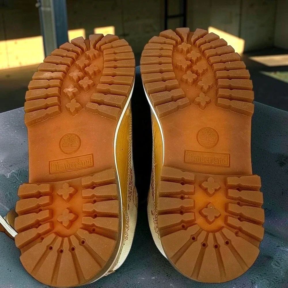 Timberland Waterproof Wheat Logo Print Chukka Boots 22964M Womens 5.5 Youth 5.5 - Picture 3 of 7